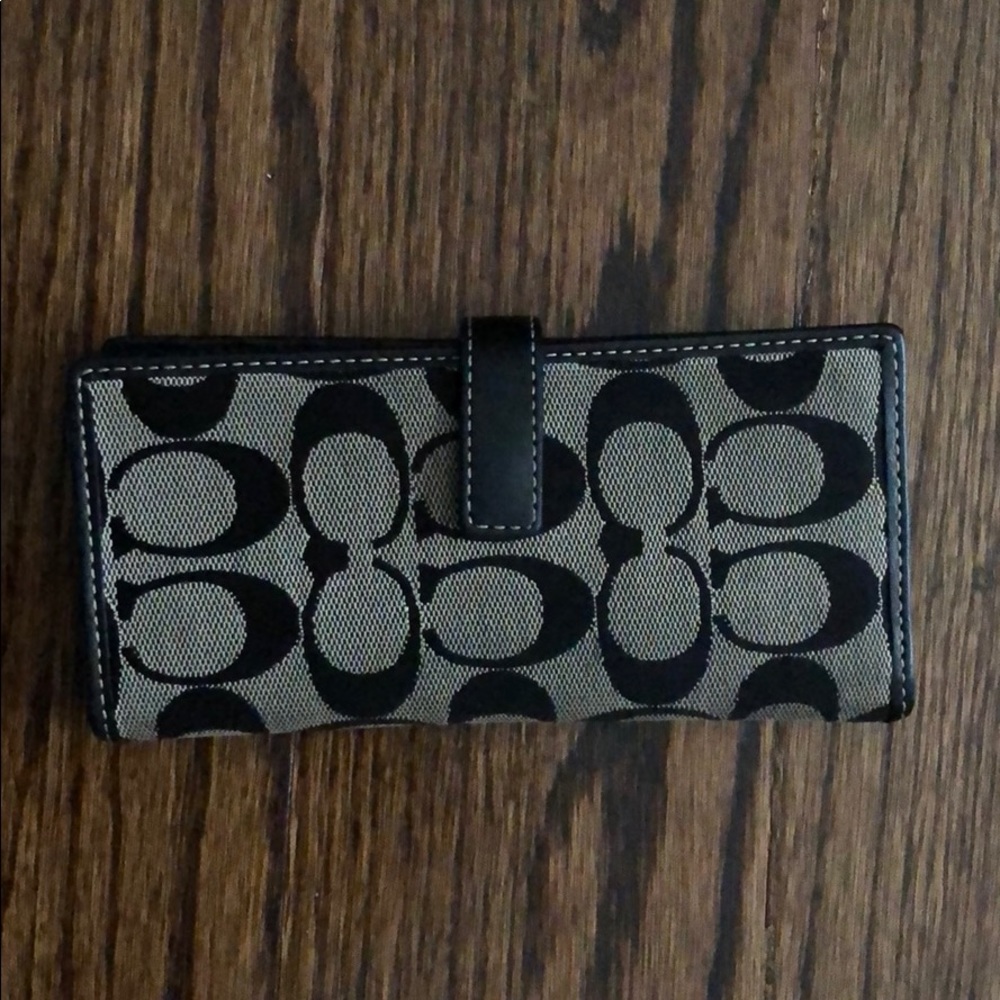 Coach Signature French wallet